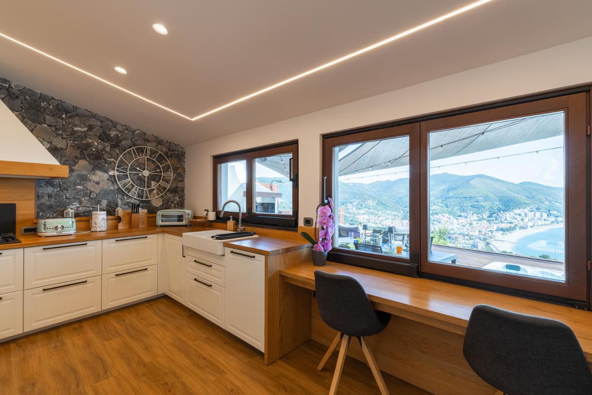 Spettacolare Vista Isola Terrazza E Idromassaggio Villa Noli Exteriör bild