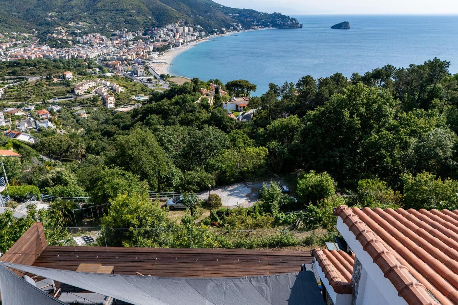 Spettacolare Vista Isola Terrazza E Idromassaggio Villa Noli Exteriör bild