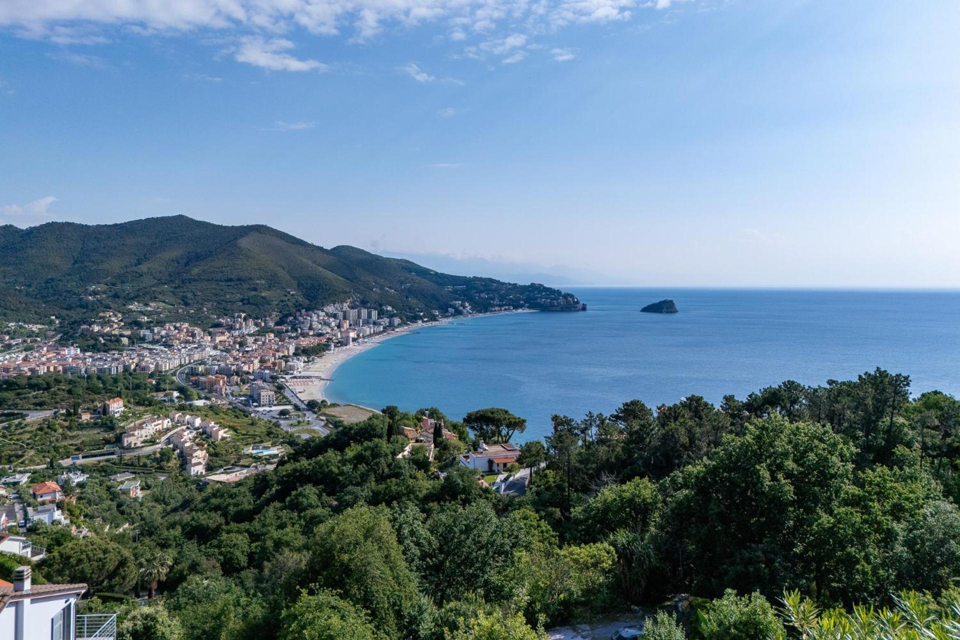 Spettacolare Vista Isola Terrazza E Idromassaggio Villa Noli Exteriör bild